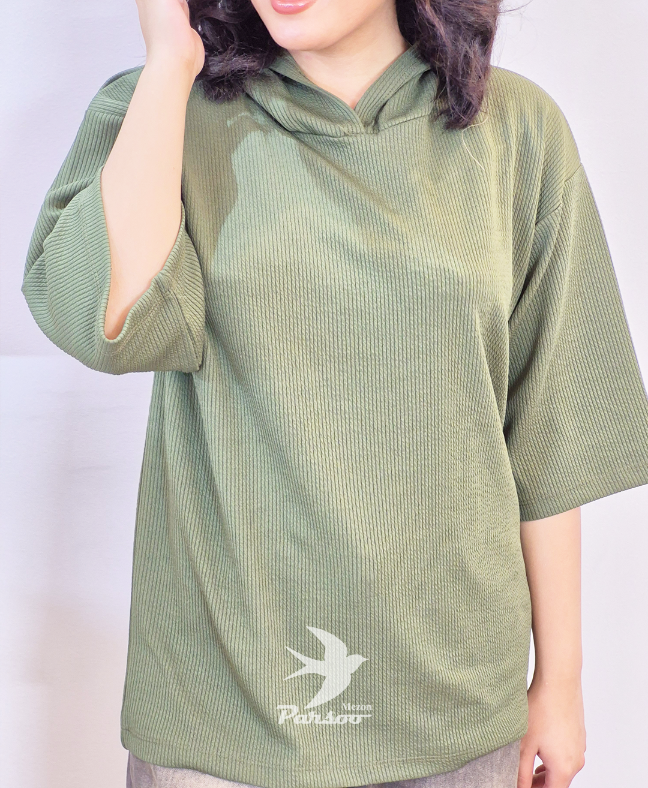 تیشرت زنانه کلاهدار کبریتی پاییزه رنگ زیتونی، فریسایز، مناسب استایل پاییزی